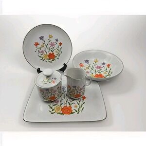 Vintage Dolphin Fine China Japan Tivoli Wildflower Dinnerware Set - 5 Piece